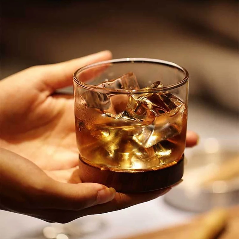 Verre Whisky Socle en Bois [Cristal]